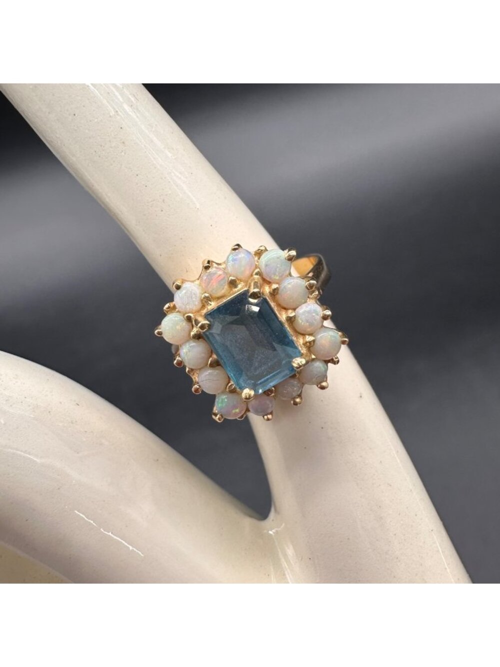 Vintage Ring 14k Yellow Gold Blue Topaz Opal Cabochons Cocktail Size 5.5 Retro